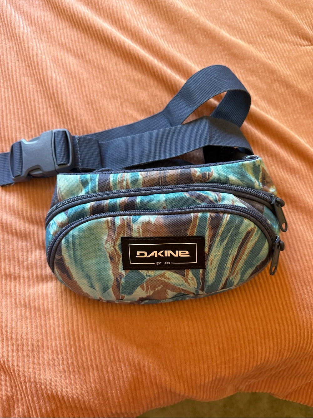 Dakine Teal and Brown Camo Fanny Pack with adjustable strap
